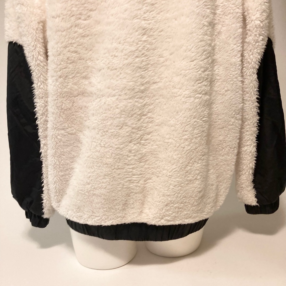 UGG Oatmeal Black Polyester Nylon Faux Fur Oversized Sweater Pullover size S - Picture 10 of 15